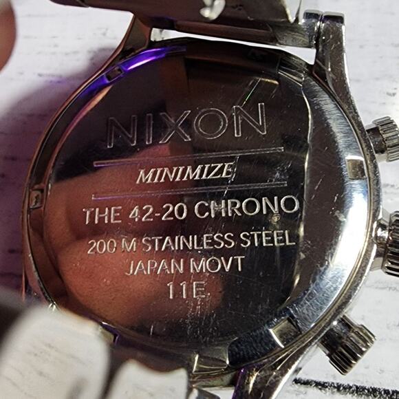 Nixon Minimize The 42-20 Chrono Watch 17F Quartz Crystal Bezel 42 mm - Picture 7 of 9